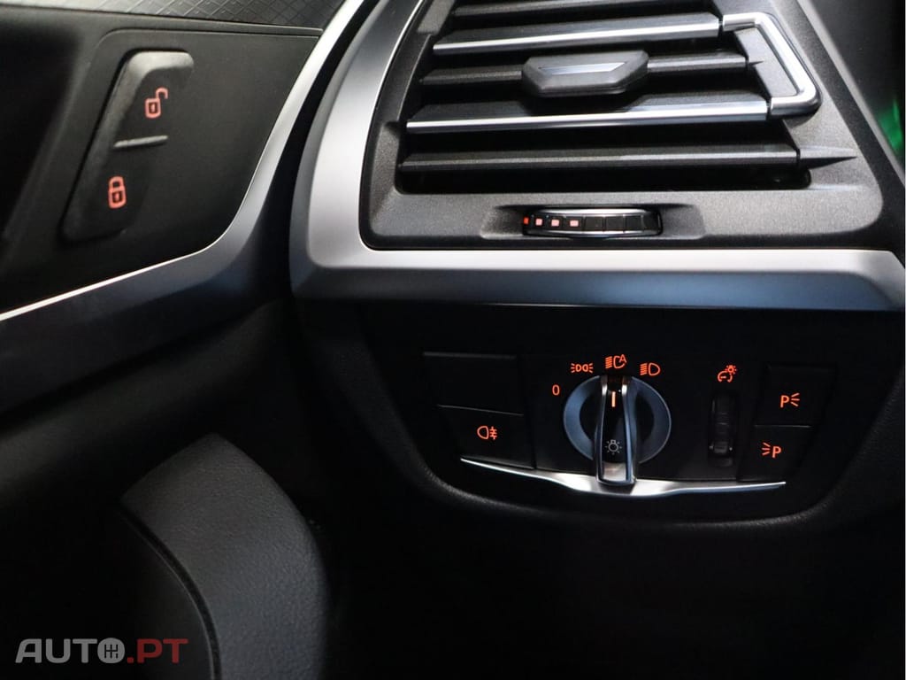 BMW X3 xDrive20i Auto