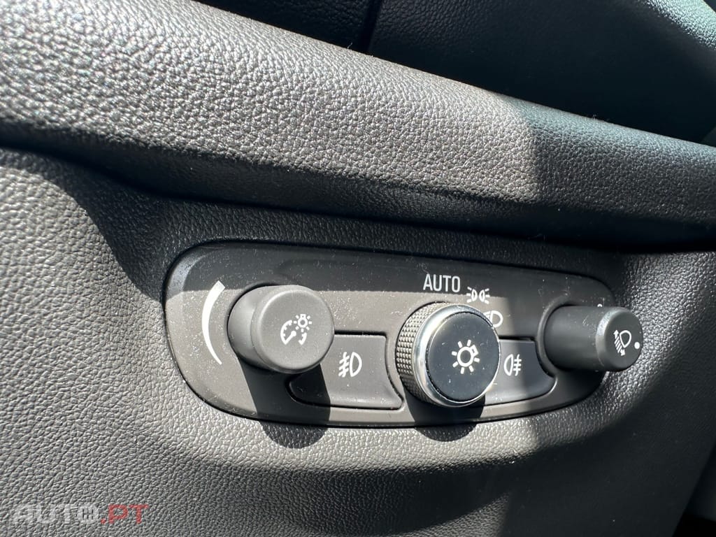 Opel Insignia 1.5 D Business Edition