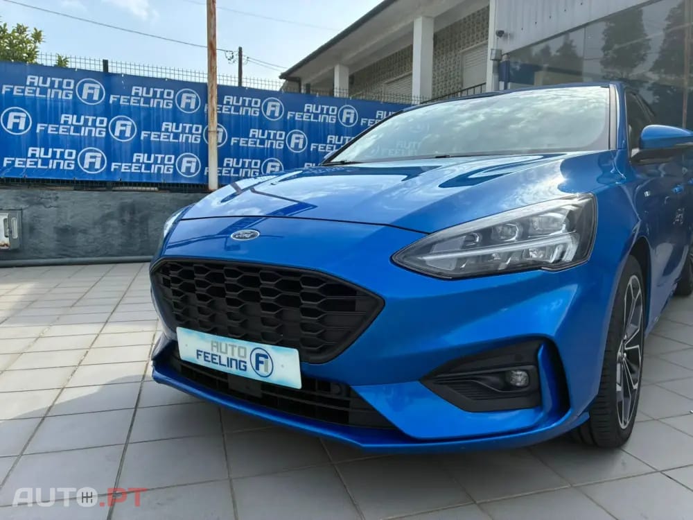 Ford Focus 1.0 EcoBoost Mild-Hybrid ST-Line X