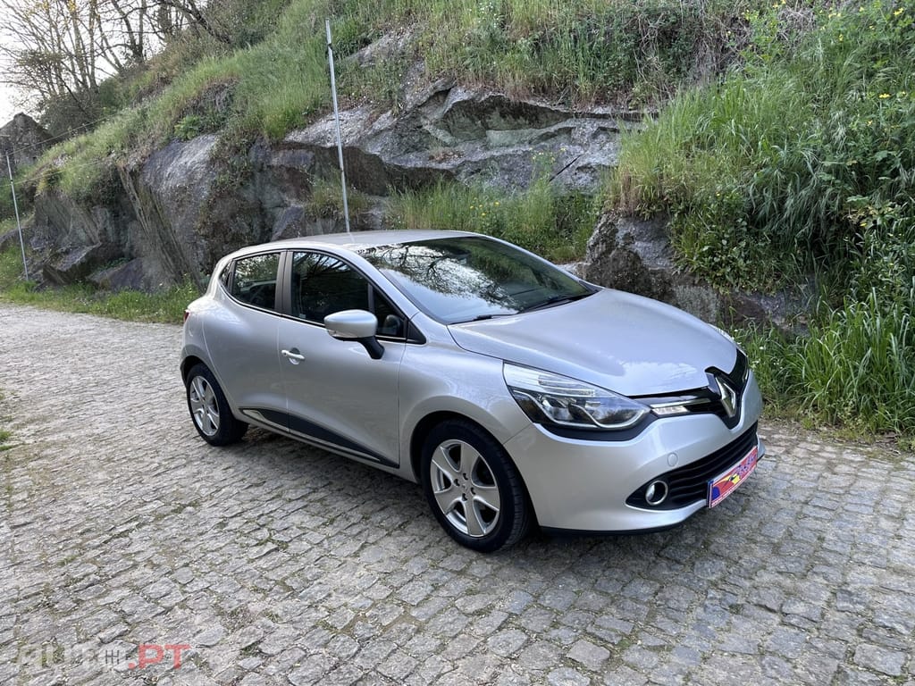 Renault Clio (Energy) TCe 75 Start & Stop LIMITED