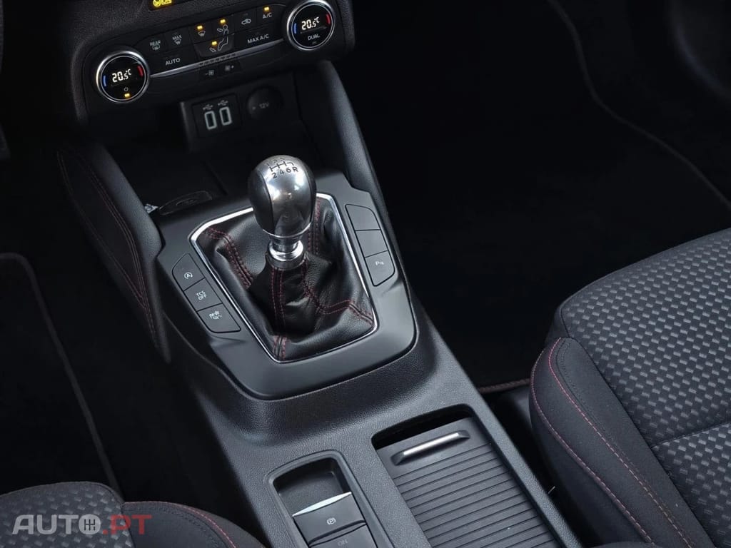 Ford Focus 1.0 EcoBoost ST-Line