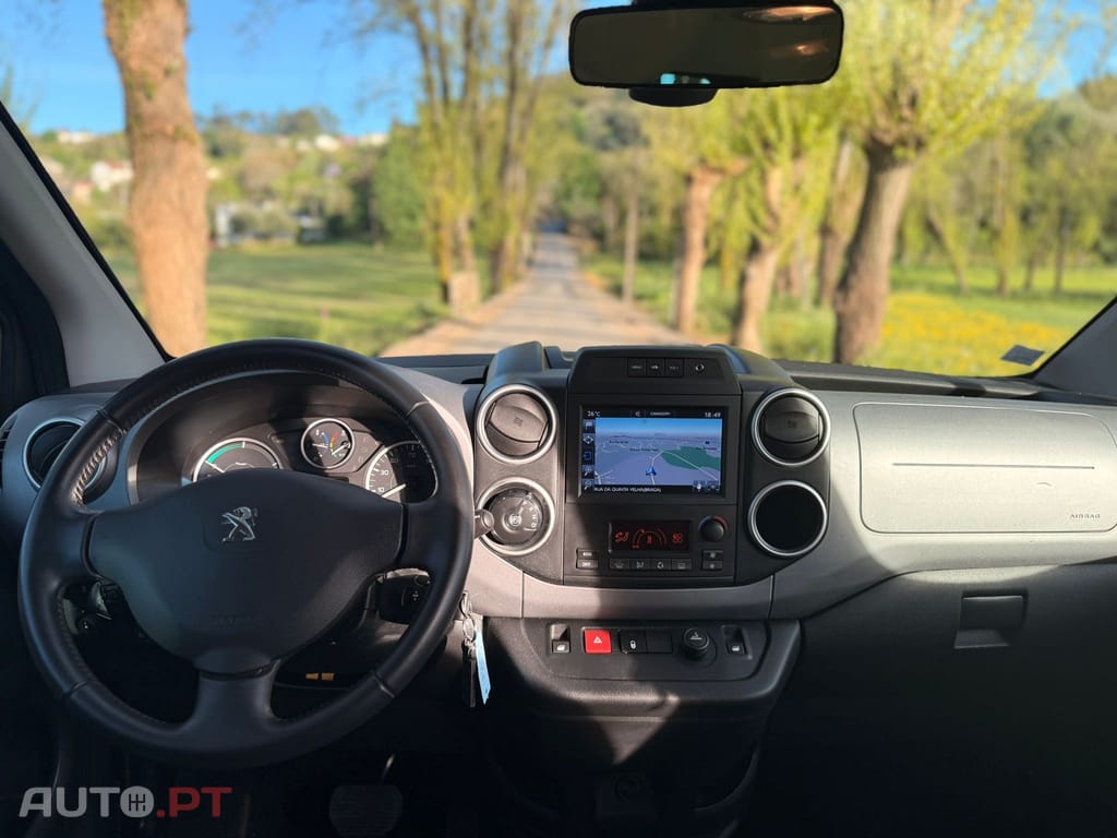 Peugeot E-Partner Action