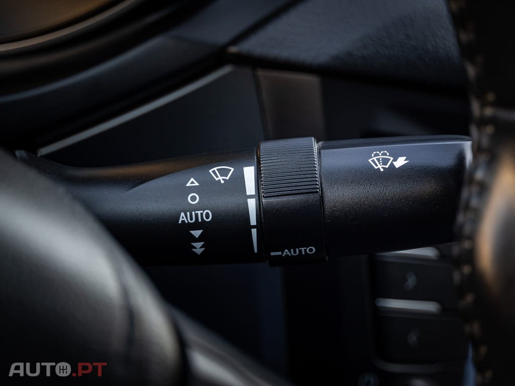 Toyota Avensis 2.0 D-4D Premium