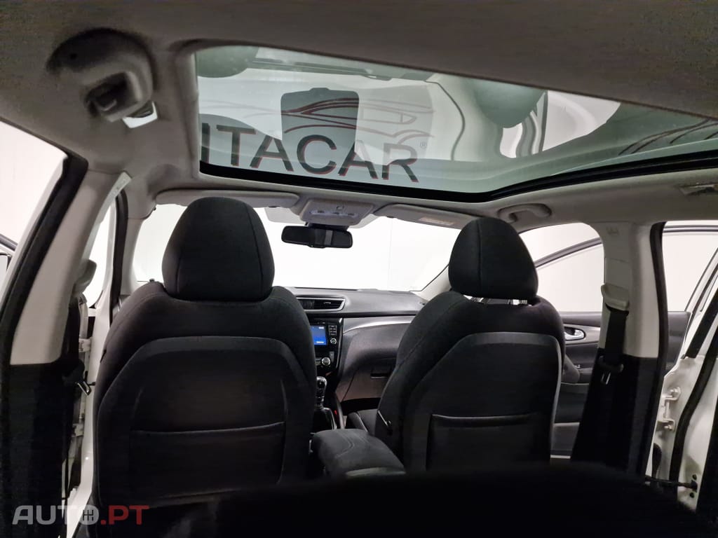 Nissan Qashqai 1.5 dCi N-Connecta