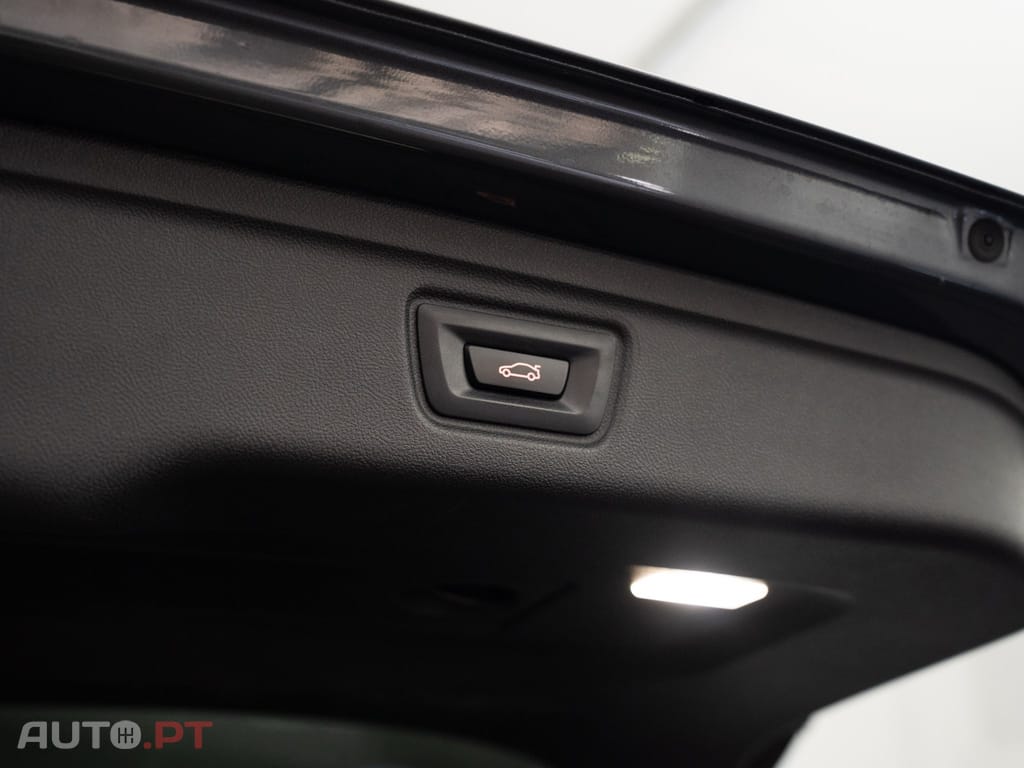 BMW 320 e Corporate Edition Auto