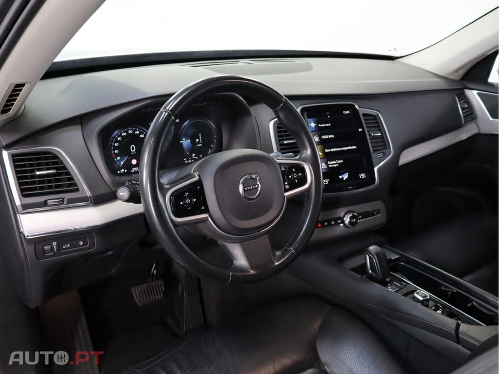 Volvo XC90 T8 Phev Momentum 4WD