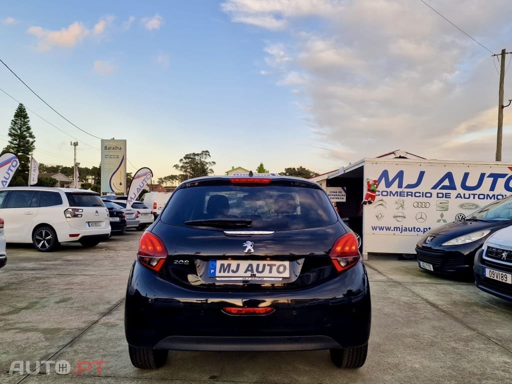 Peugeot 208 1.5 BlueHDi Signature