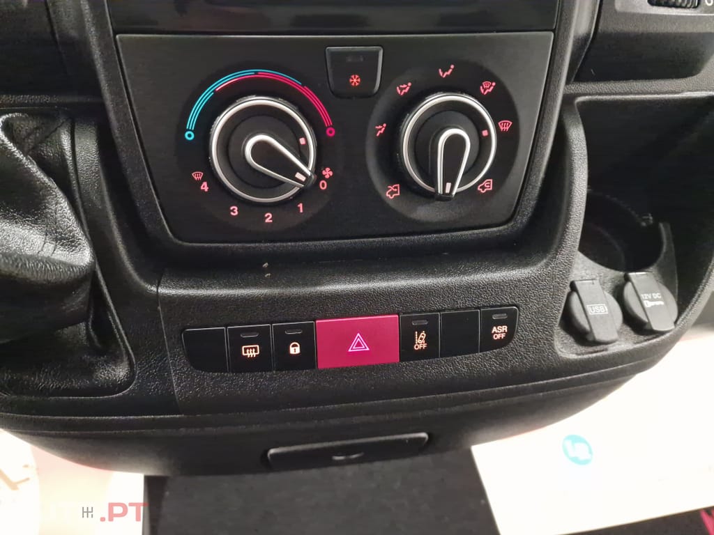 Peugeot Boxer 2.2 BlueHDi 335 L2H2 Pro GPS CAM. TRASEIRA IVA DEDUTIVEL