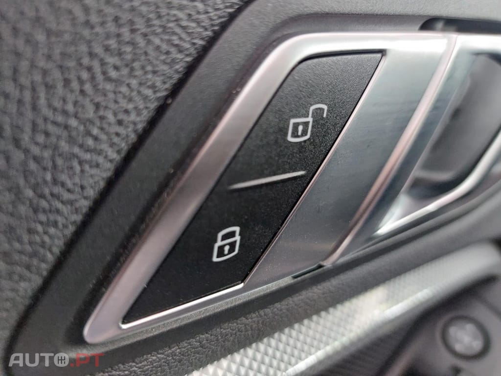 BMW 216 d Pack Desportivo M