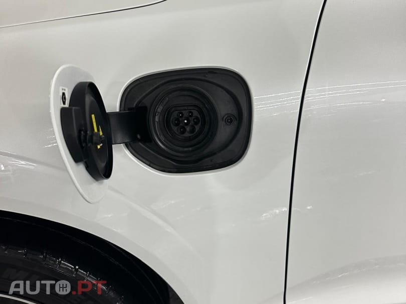 Volvo XC60 T6 AWD Recharge Geartronic Inscription Expression