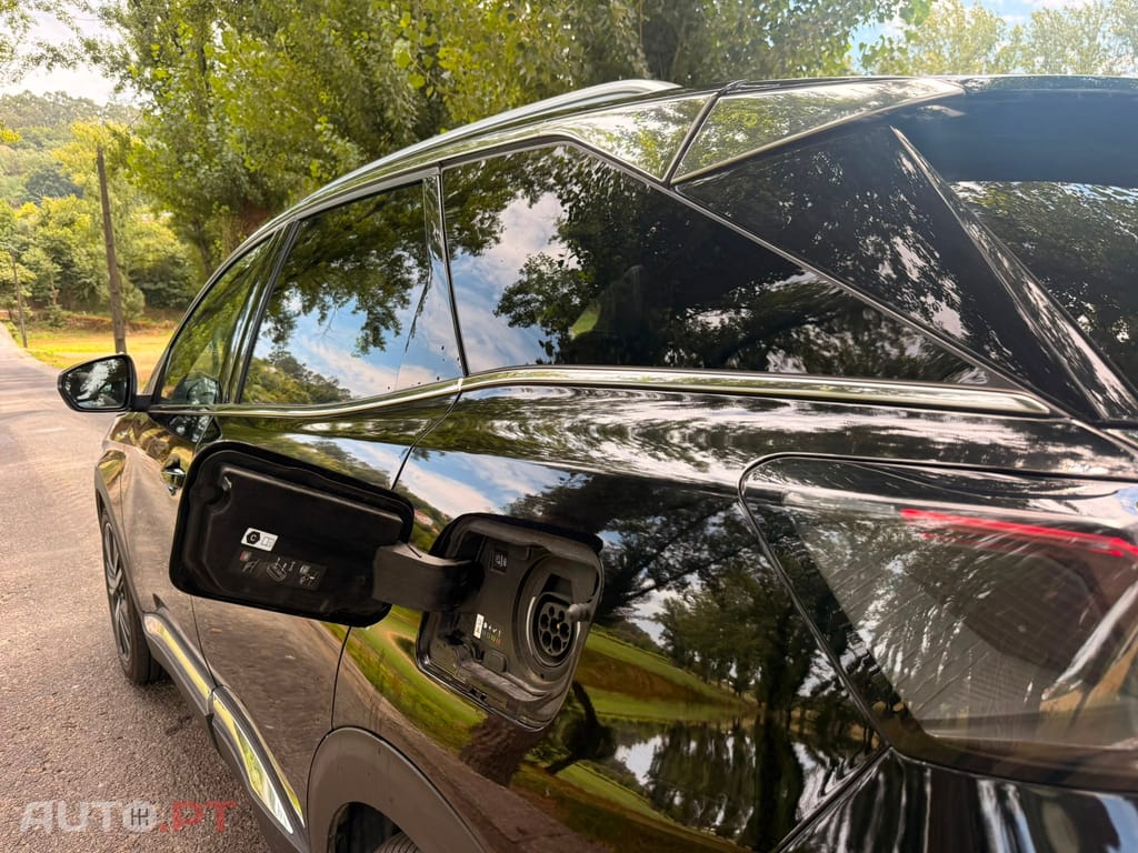 Peugeot 3008 1.6 Hybrid GT Pack e-EAT8