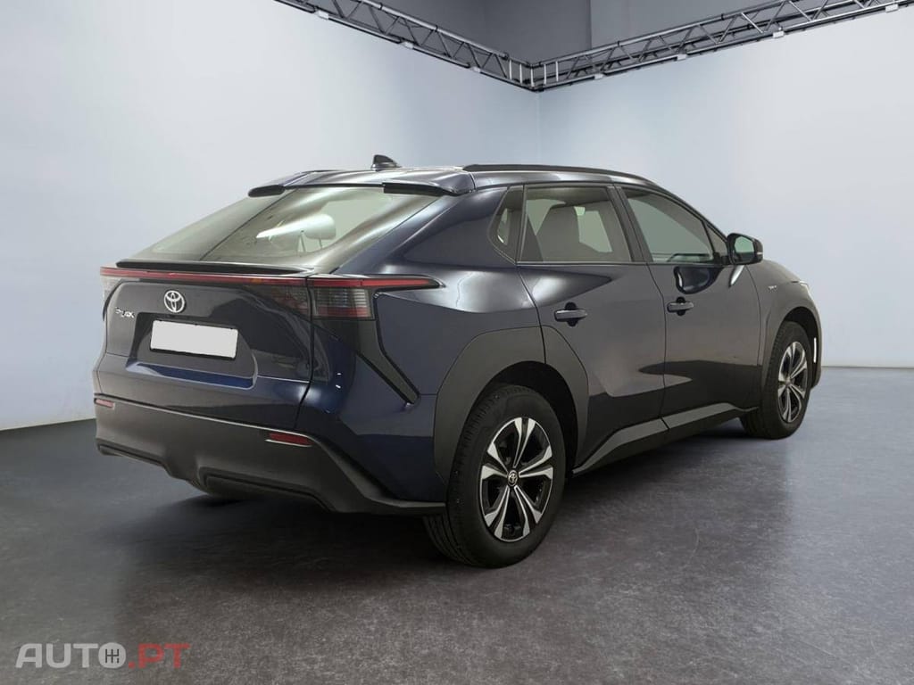 Toyota bZ4X 71,4 kWh Pure Business