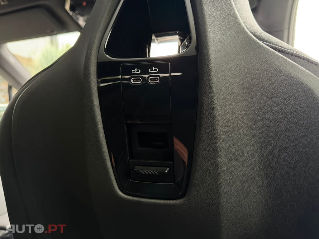 BMW iX xDrive 40 Pack Desportivo