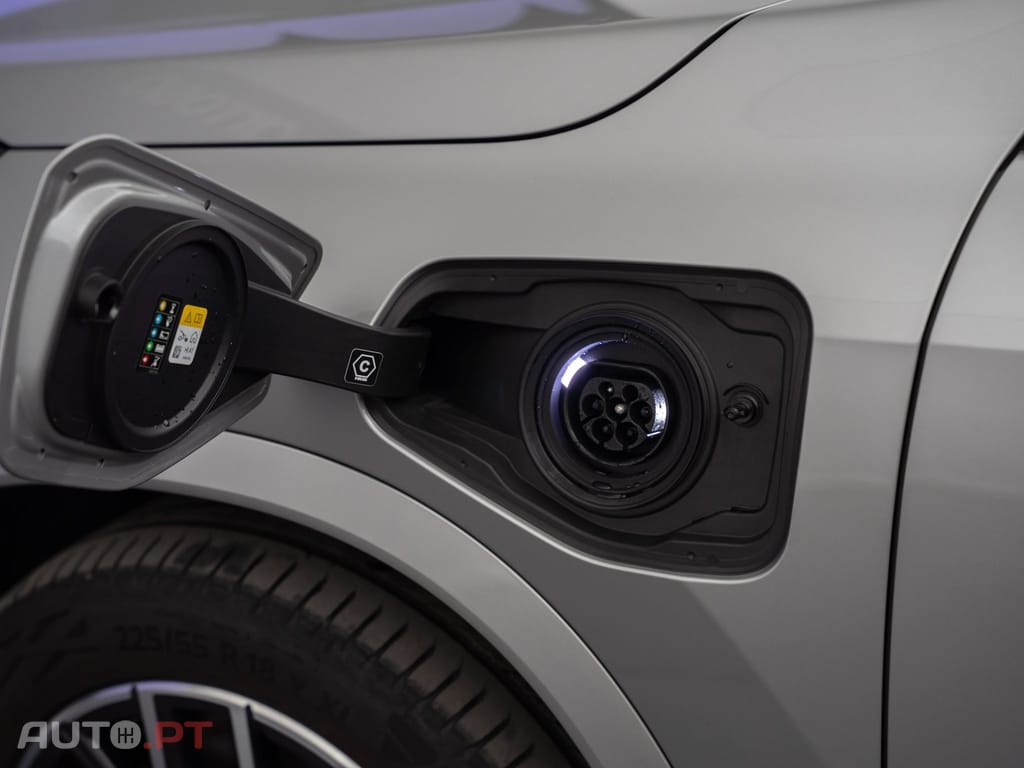 BMW X1 xDrive25e Pack Desportivo M