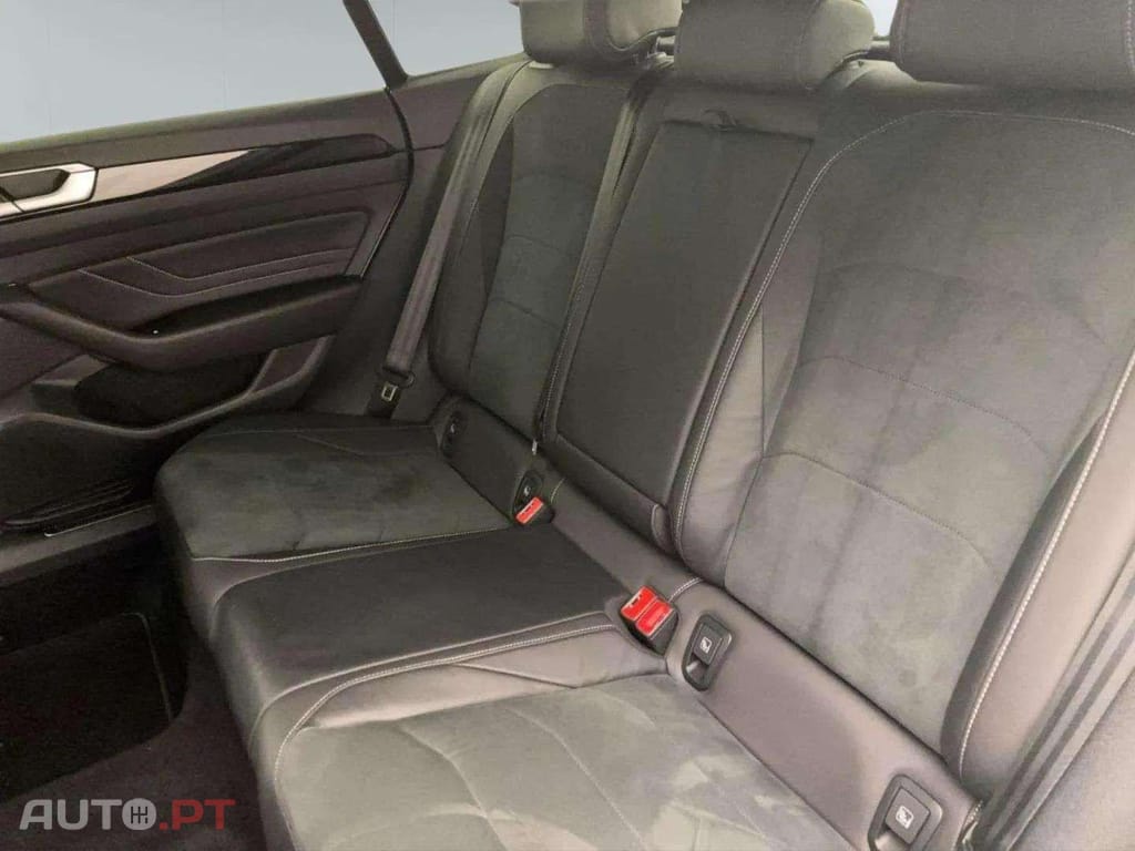 Volkswagen Arteon 1.4 TSI eHybrid DSG R-LINE