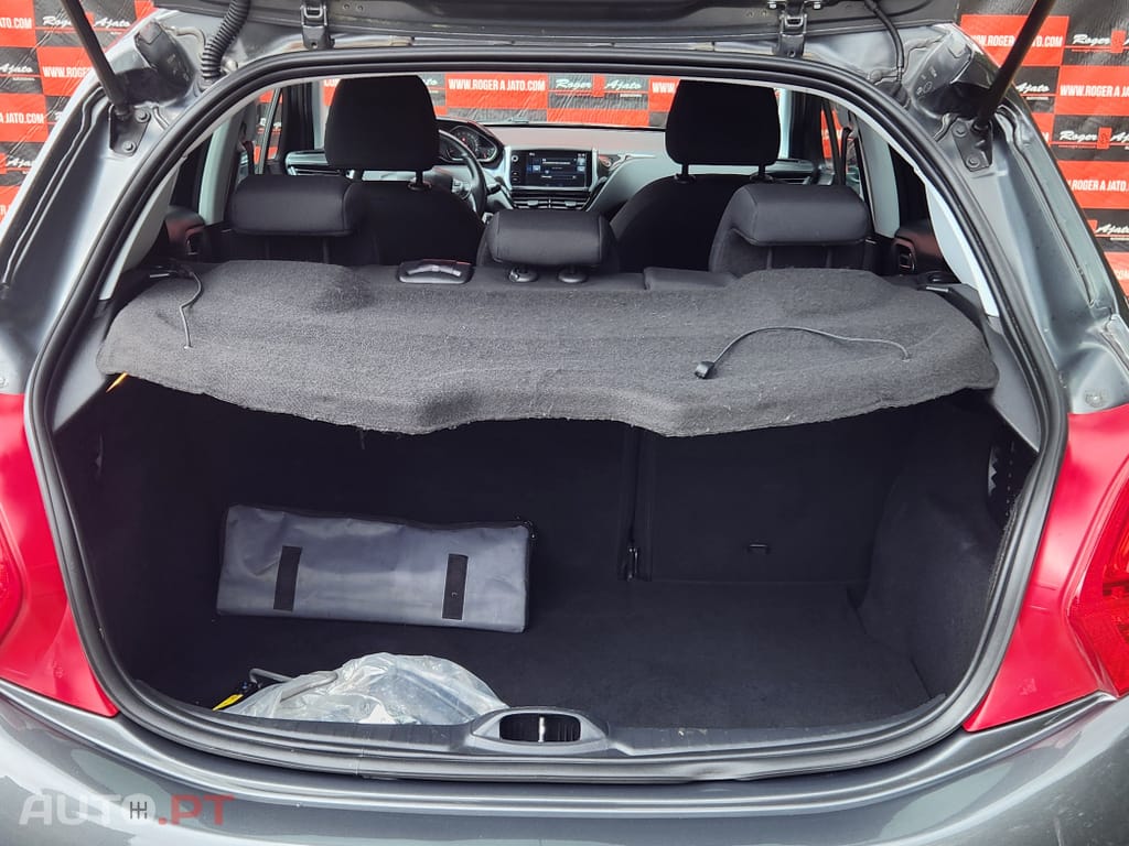 Peugeot 208 1.2 VTi Active