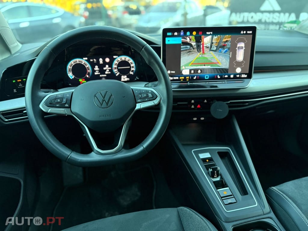 Volkswagen Golf Variant 1.5 eTSI R-Line DSG