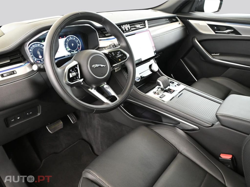 Jaguar F-Pace I.V.A DEDUTIVEL P400e AWD R-Dynamic SE 