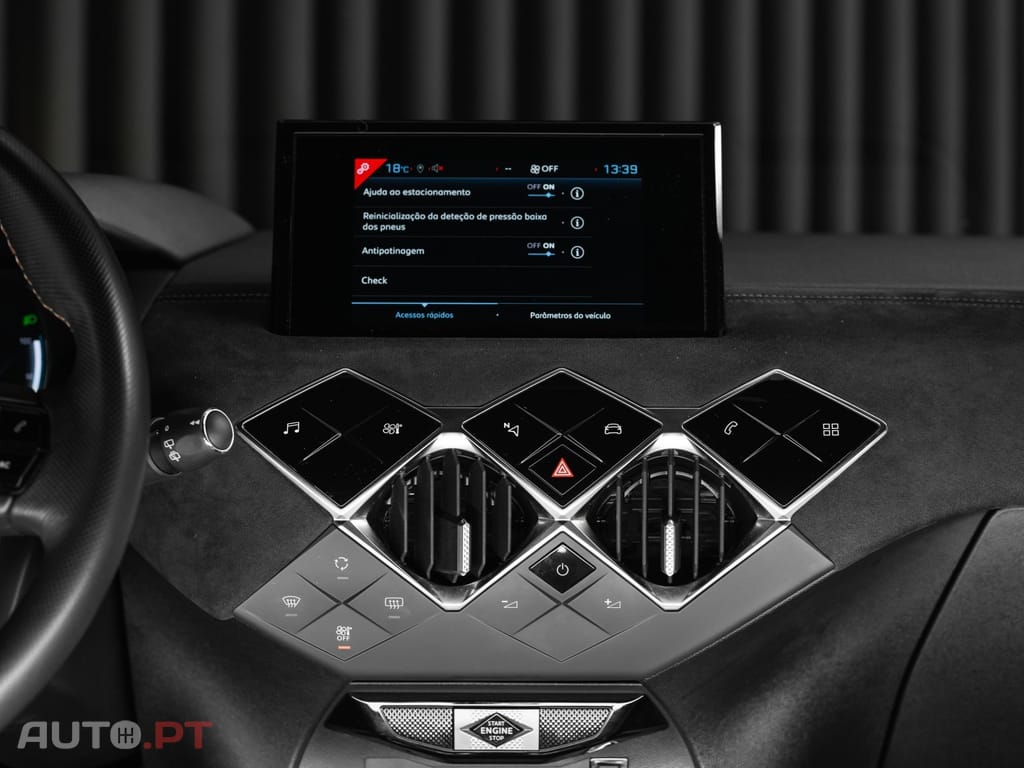 DS DS3 Crossback E-TENSE PERFORMANCE LINE