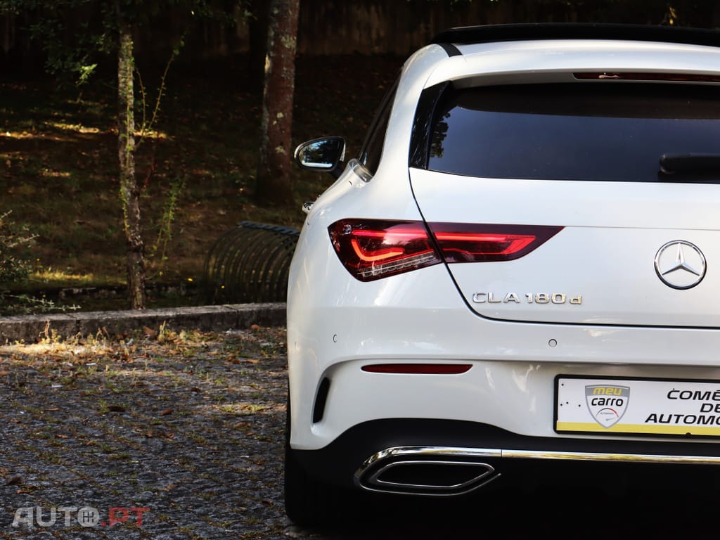 Mercedes-Benz CLA 180 d shooting brake AMG-Line Auto.