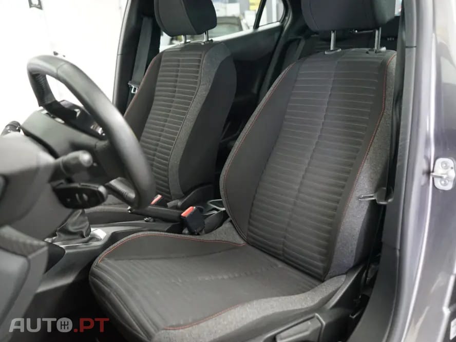 Peugeot 2008 PureTech 100 Style
