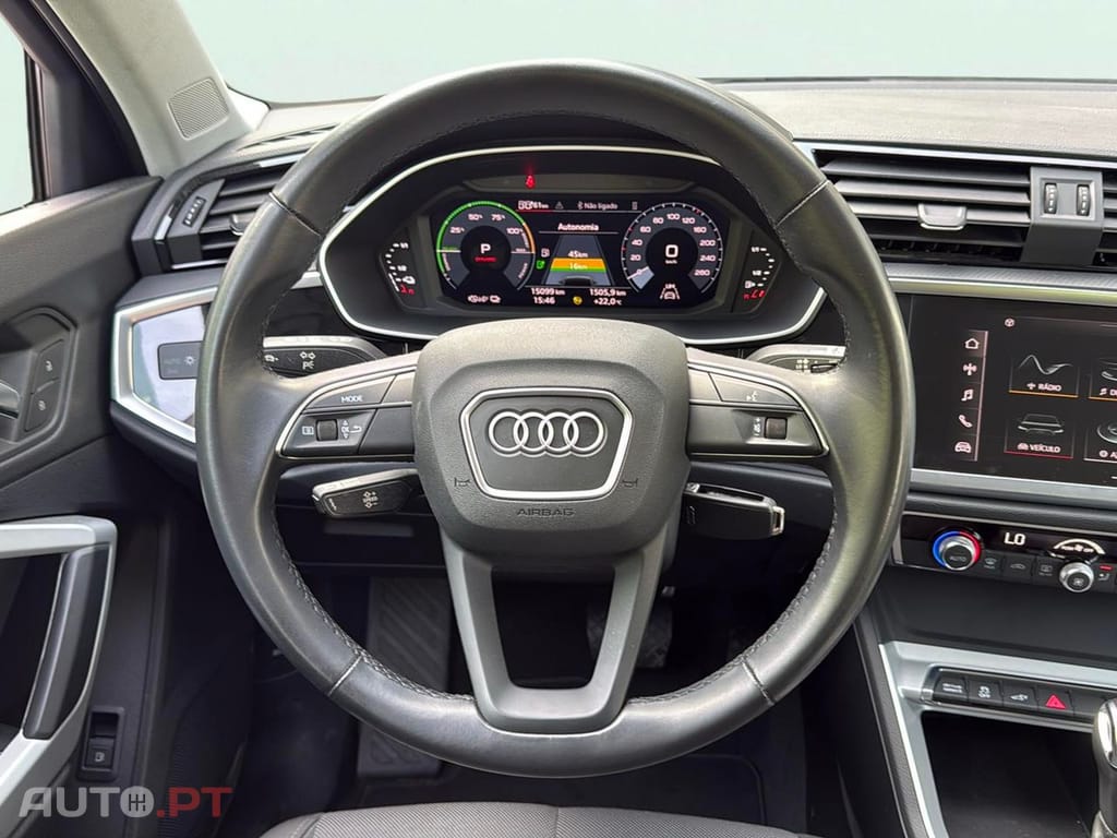 Audi Q3 45 TFSIe S tronic