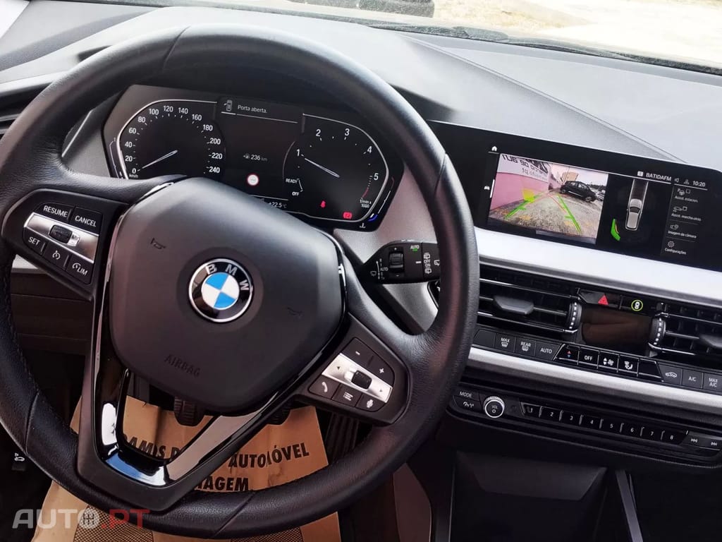 BMW 116 d Advantage — fotografia 25