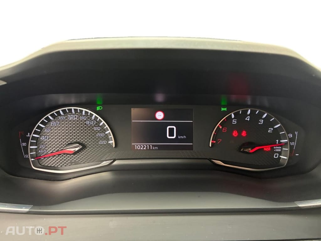 Peugeot 2008 1.2 PureTech Allure Pack