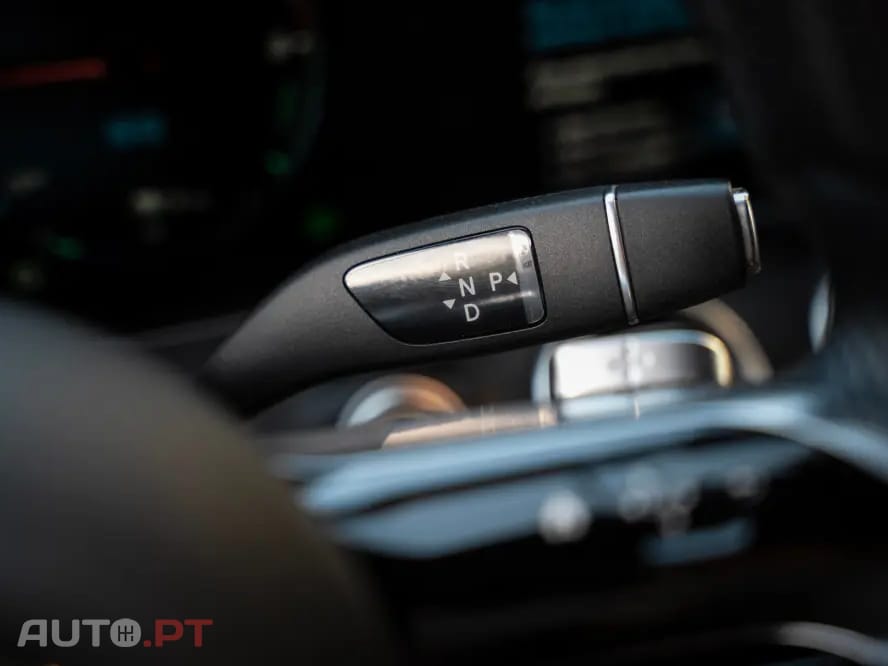 Mercedes-Benz E 300 de 4Matic 9G-TRONIC AMG Line
