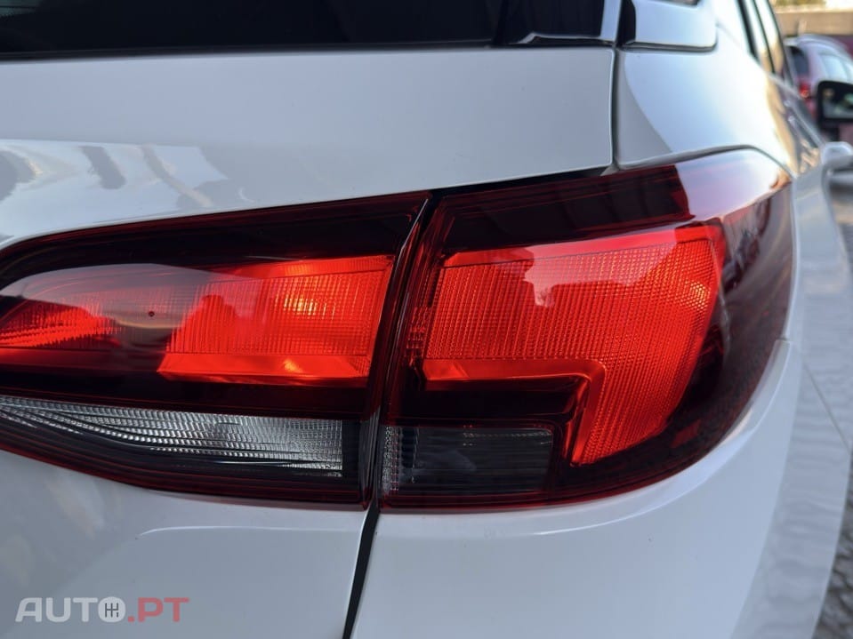 Opel Astra Sports Tourer Design