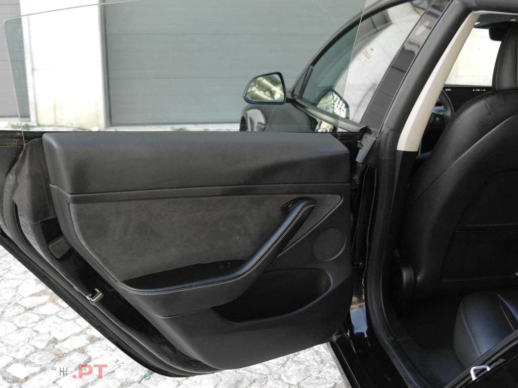 Tesla Model 3 Long Range Tração Traseira