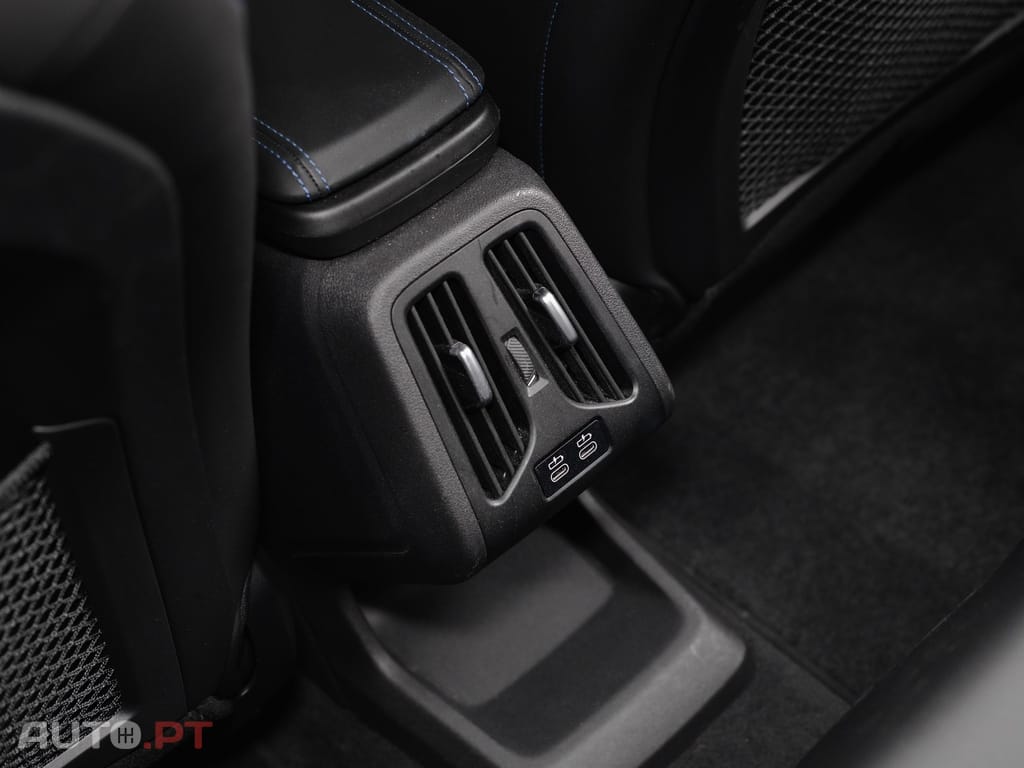 BMW X1 xDrive25e Pack Desportivo M