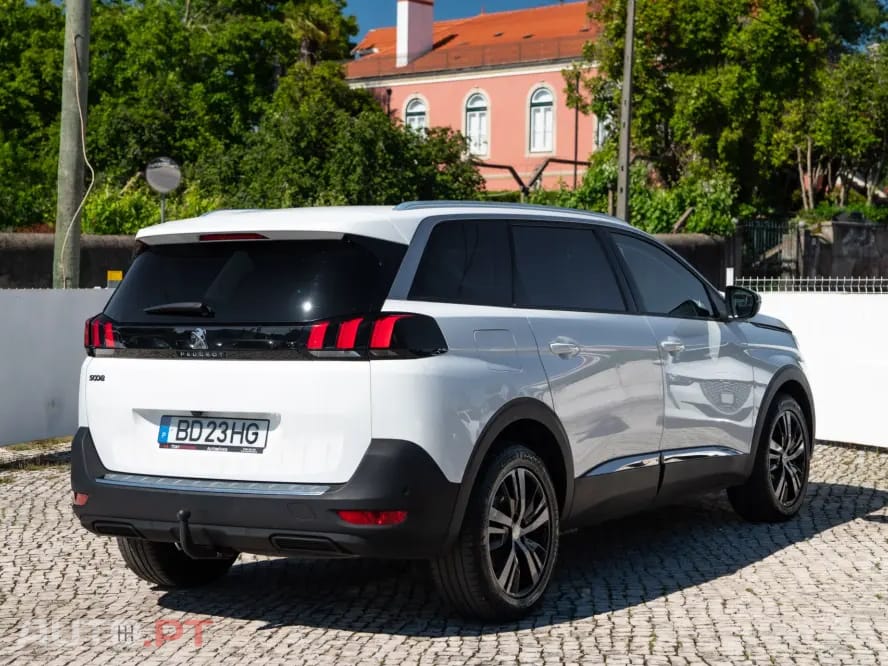 Peugeot 5008 1.5 BlueHDi Allure Pack