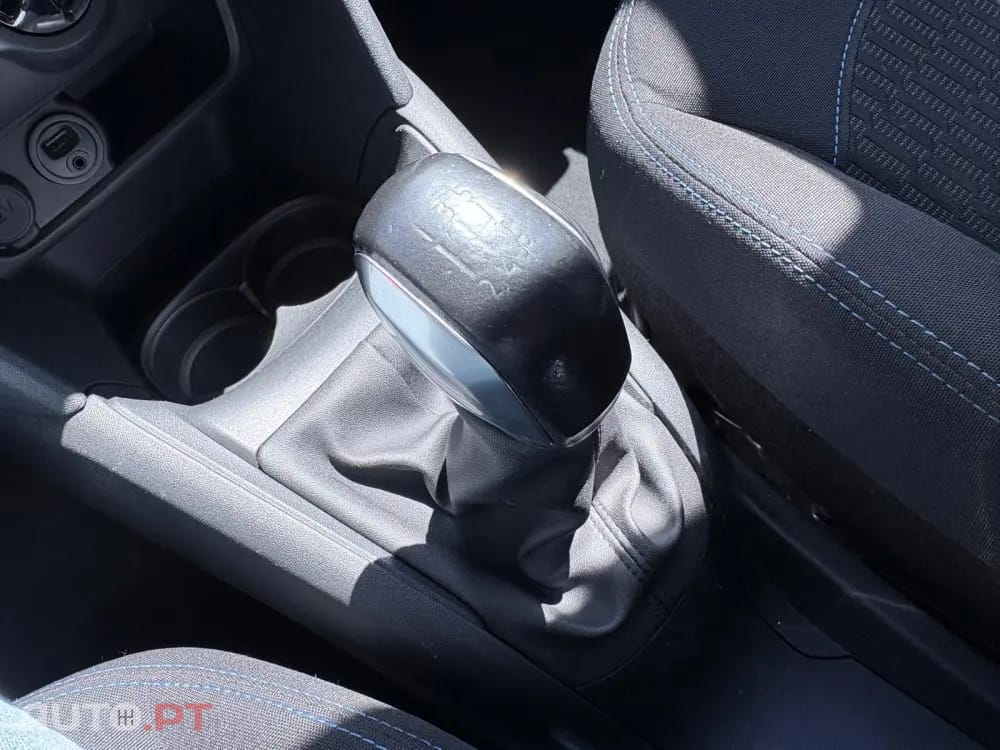 Peugeot 208 1.6 BlueHDi Style