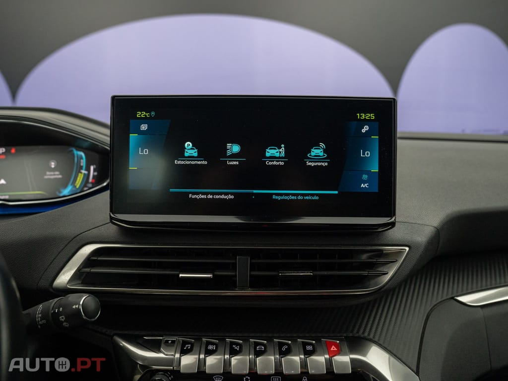 Peugeot 3008 1.6 Hybrid Allure e-EAT8