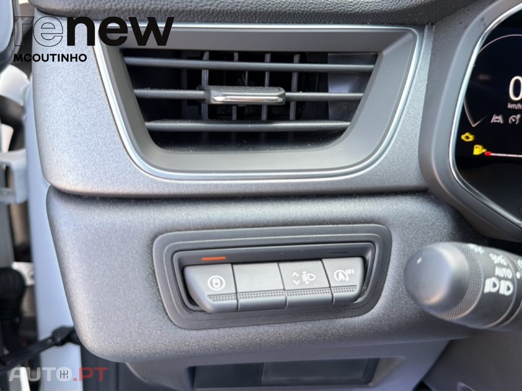 Renault Captur TECHNO TCE 90