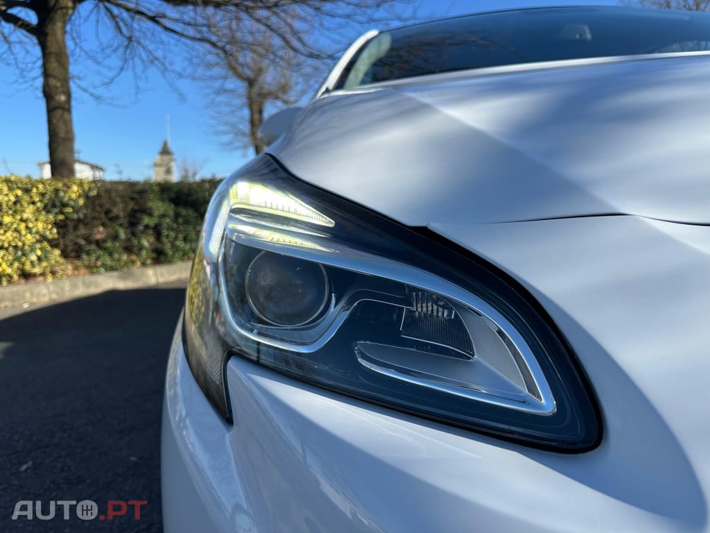 Opel Corsa 1.4 T GSi J18