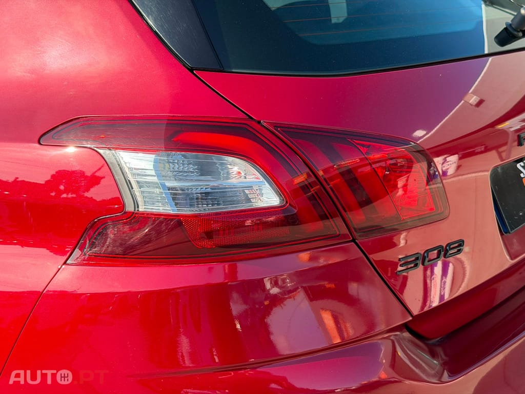 Peugeot 308 1.6 e-HDi Allure J17