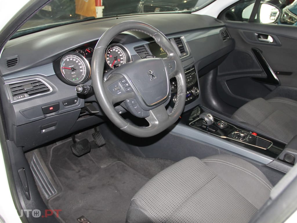 Peugeot 508 2.0 HDi Hybrid4 2-Tronic