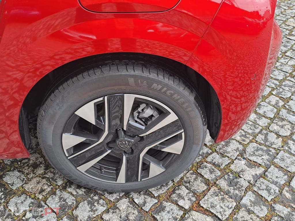 Peugeot 208 1.2 PureTech Allure