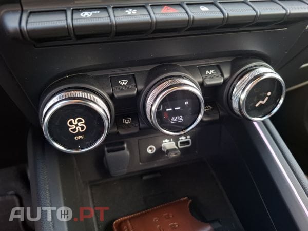 Renault Clio TCe 100 Bi-Fuel Techno