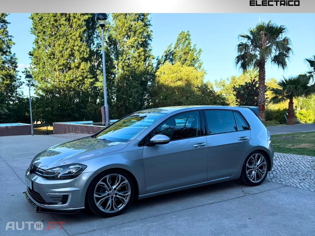 Volkswagen e-Golf AC/DC
