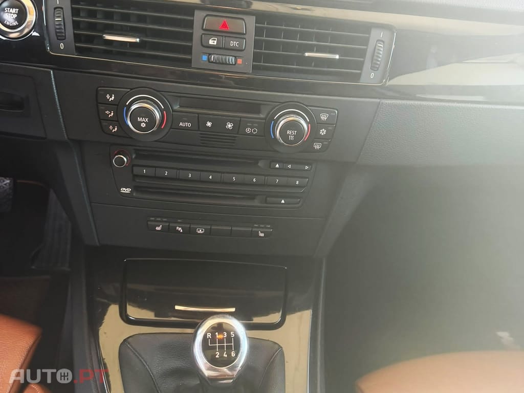BMW 330 i Pack M