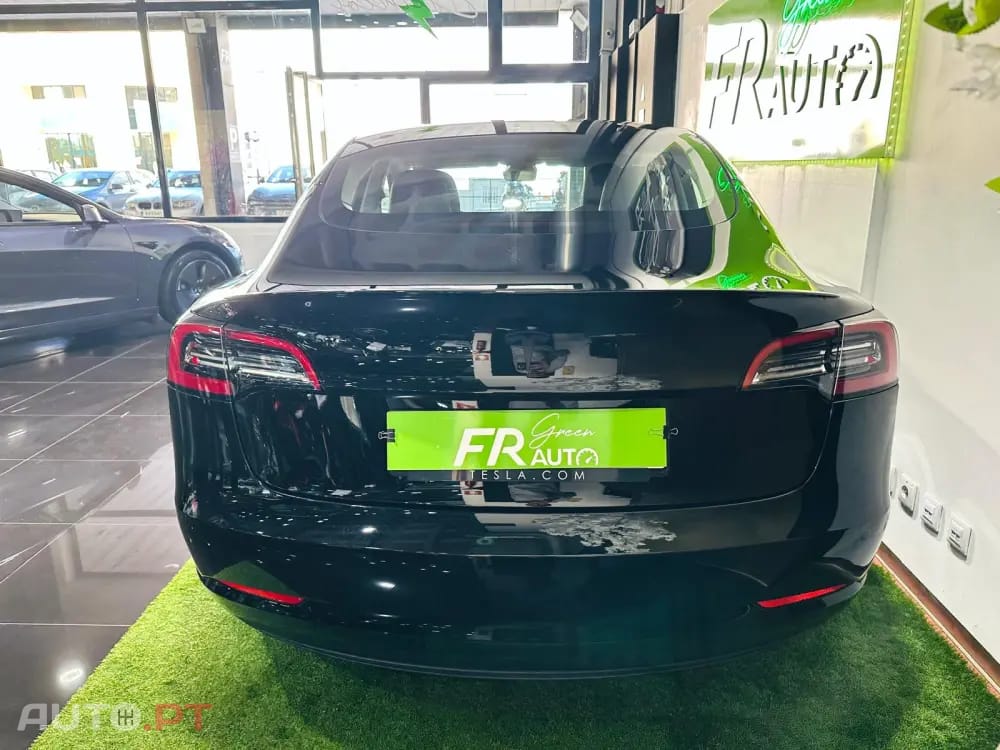 Tesla Model 3 Standard RWD Plus