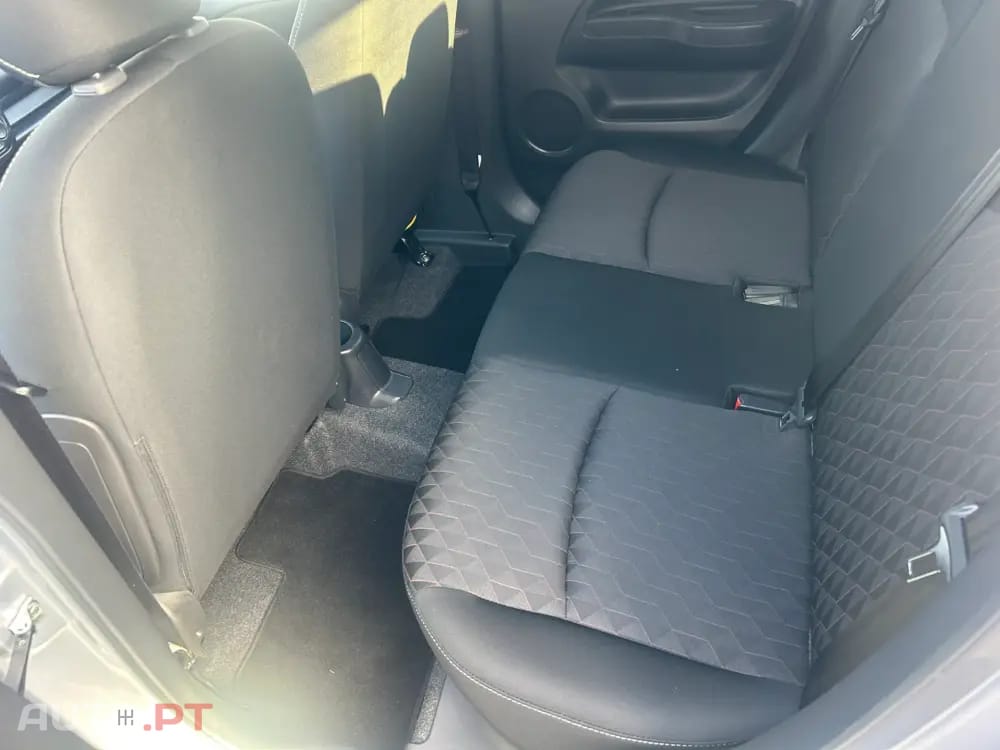 Mitsubishi Space Star 1.2 Connect Edition