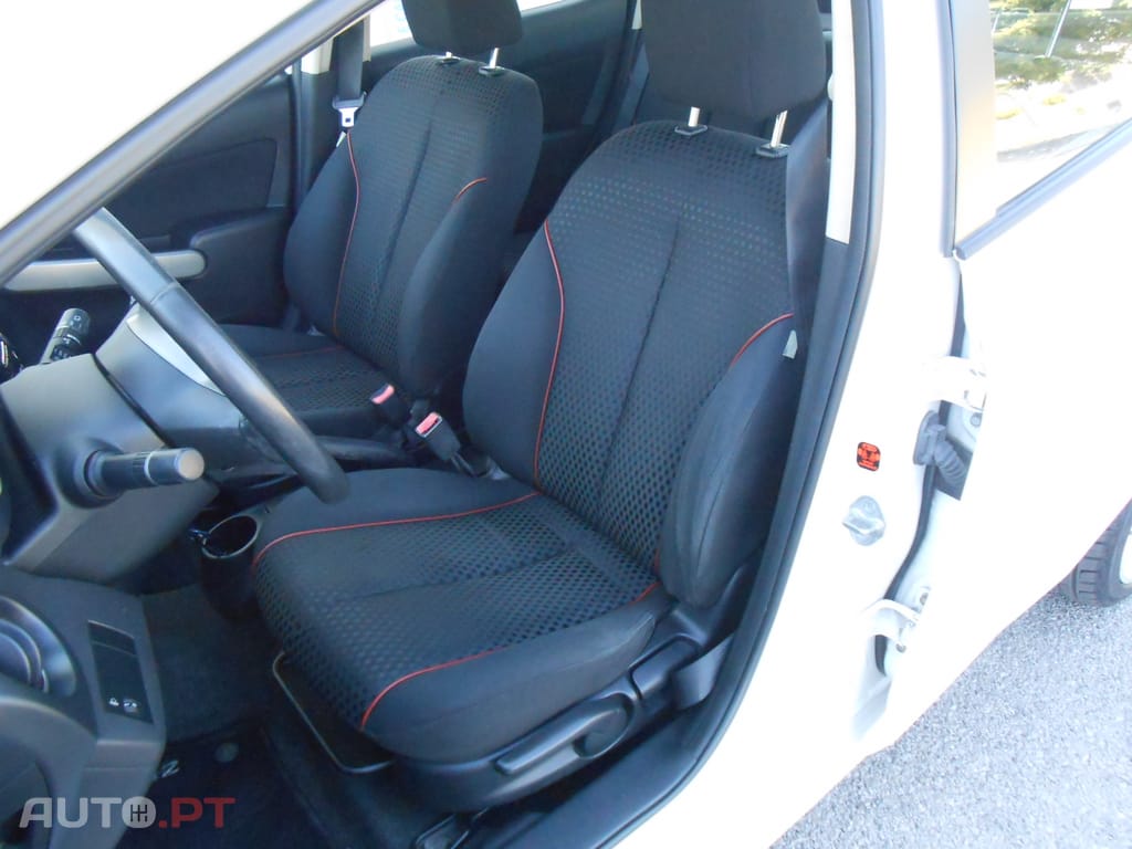 Mazda 2 1.3 I SPORT