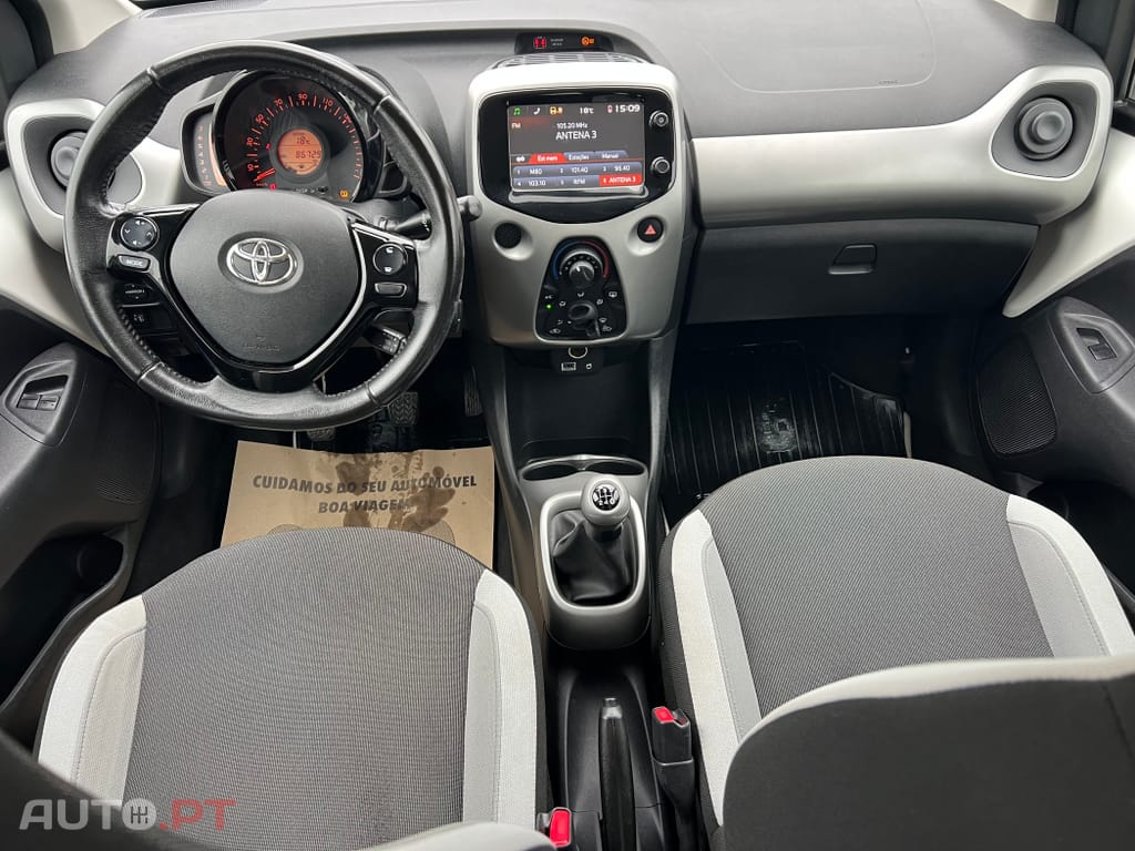 Toyota Aygo 1.0 X-Play+AC+X-Touch