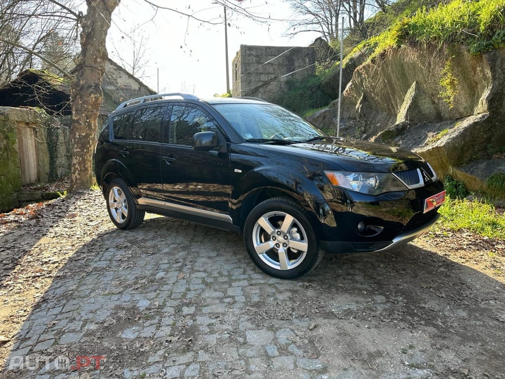 Mitsubishi Outlander 2.0 DI-D Intense 4WD