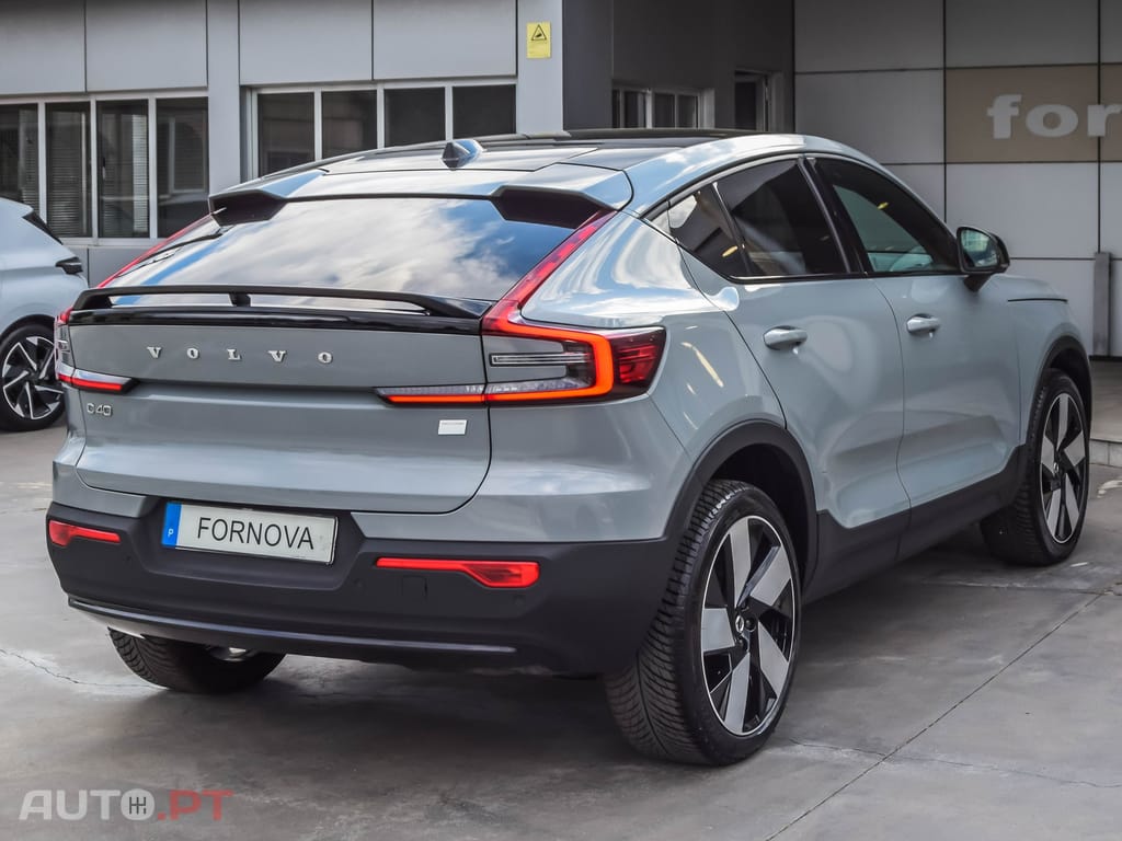 Volvo C40 Recharge Extended Range Plus