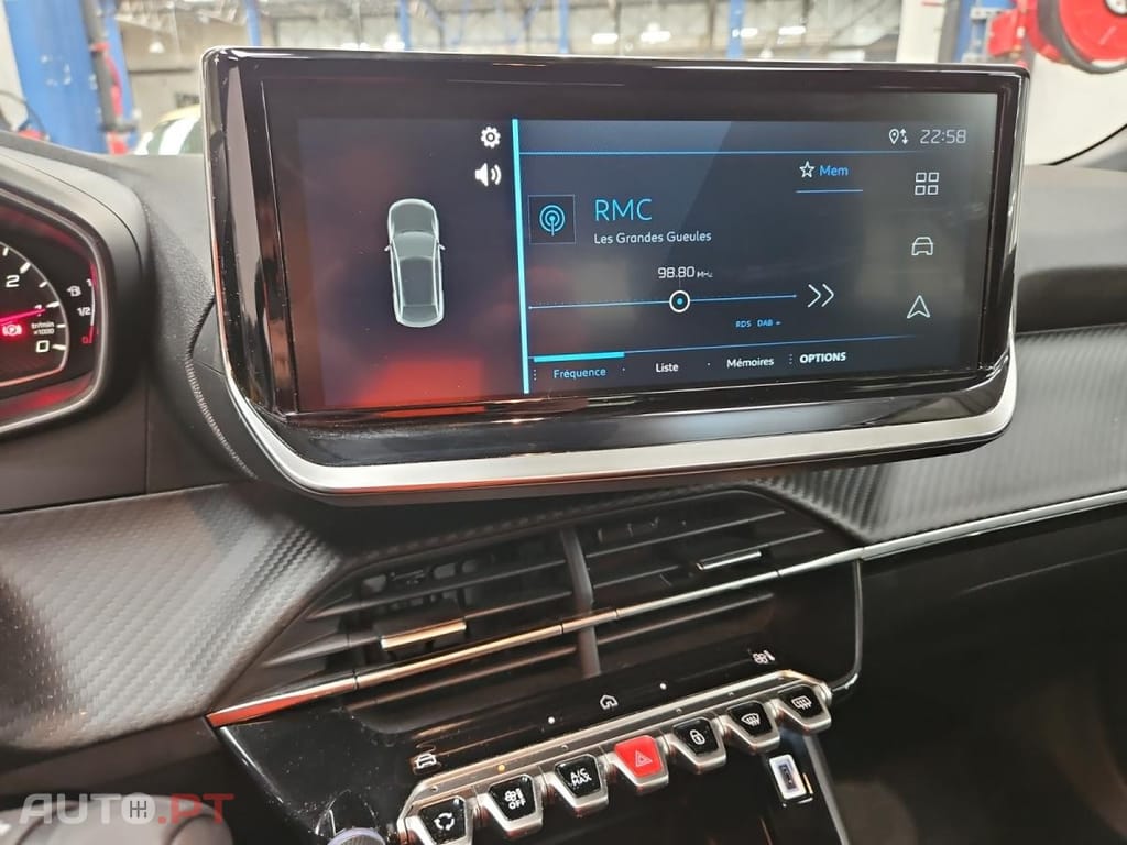 Peugeot 2008 1.2 PureTech Style